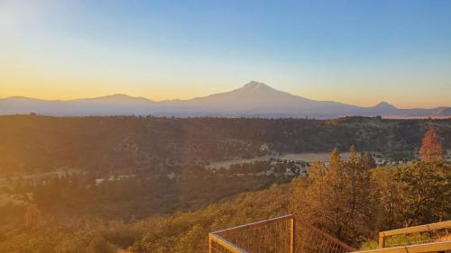 View of Mt Shasta at sunrise